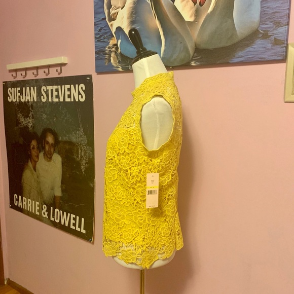 NWT! Nanette Lepore Lace Top. Lemon Zest color. - Picture 2 of 9